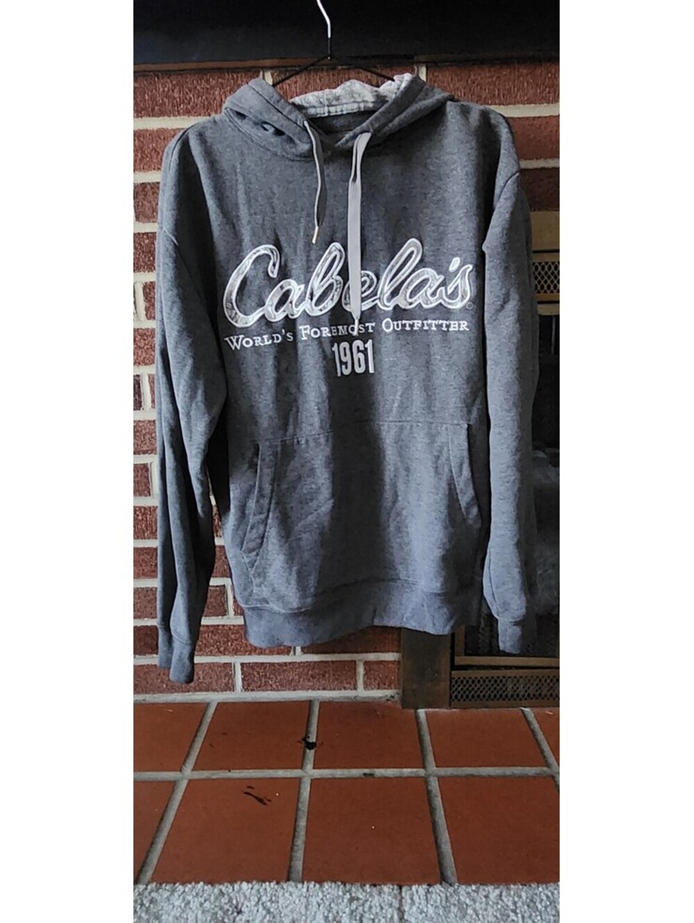 Cabela's Gray Hooded Sweatshirt with Front Pocket, Cotton-Polyester Blend, Size:
